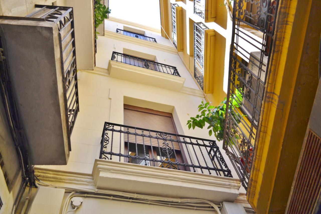 Sunshine Cruz Conde Cordoba